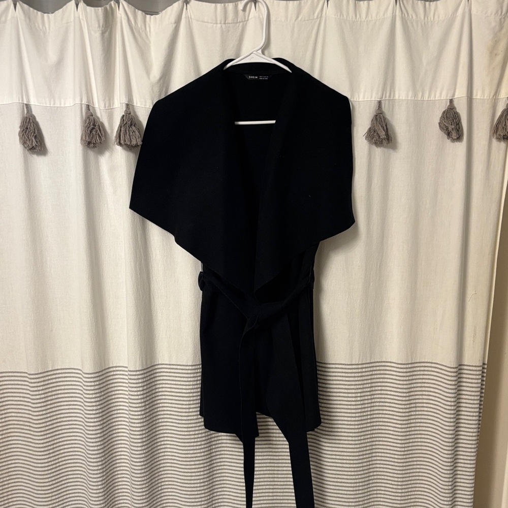SHEIN Black Women's Poncho Sweater